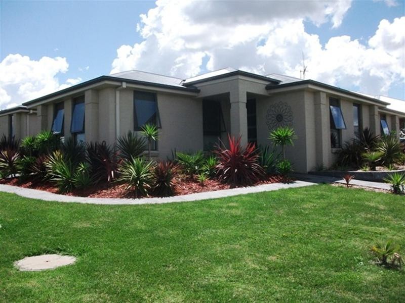 1 Stewart Close, Orange NSW 2800
