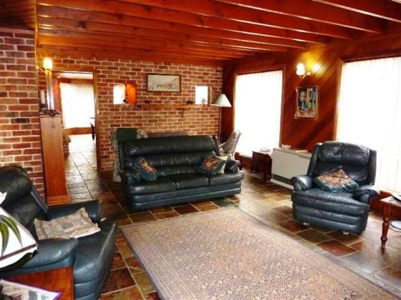 7 Sieban Drive, Orange NSW 2800