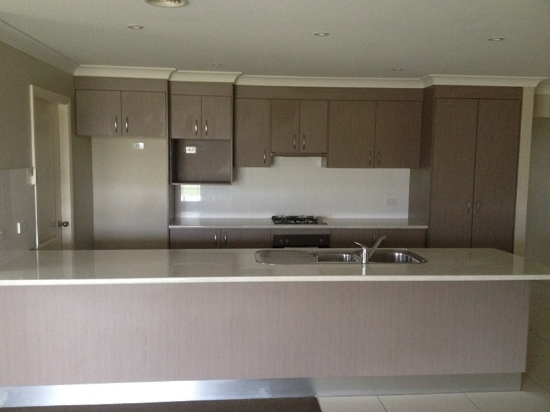 11 Sapphire Street, Orange NSW 2800