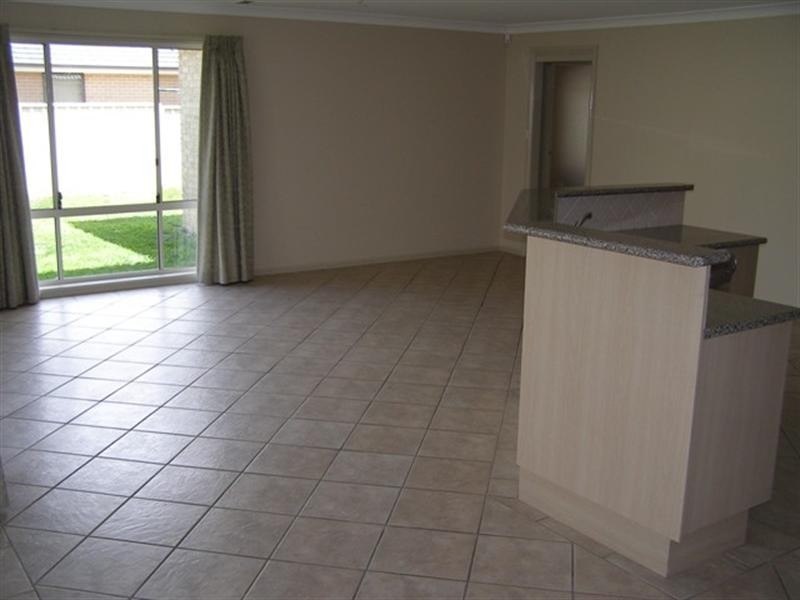 7 Greerlyn Way, Orange NSW 2800