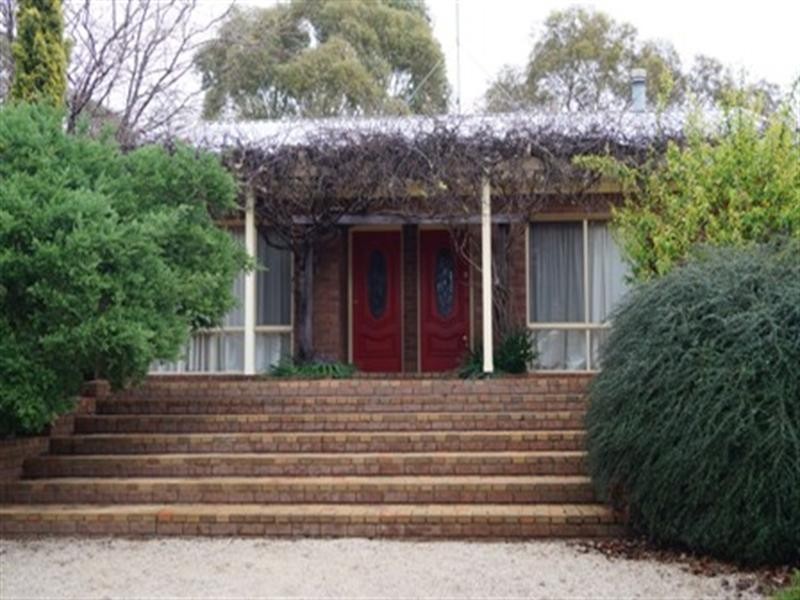 13 Ophir Road, Orange NSW 2800