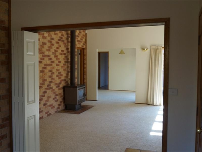 13 Ophir Road, Orange NSW 2800