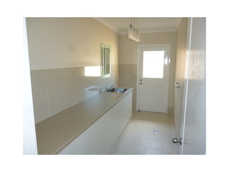 22 Robinson Court, Orange NSW 2800