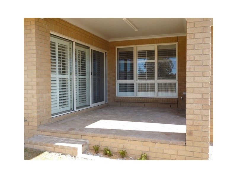 22 Robinson Court, Orange NSW 2800