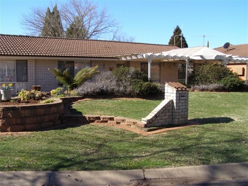 9 Alison Place, Orange NSW 2800