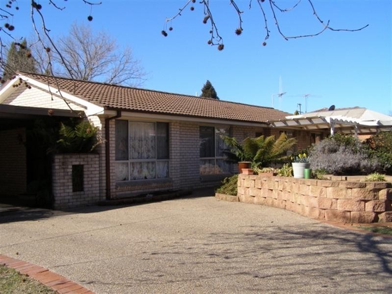 9 Alison Place, Orange NSW 2800