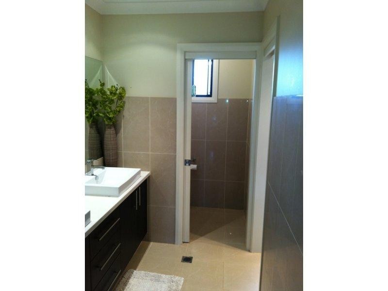 3 Valencia Drive, Orange NSW 2800