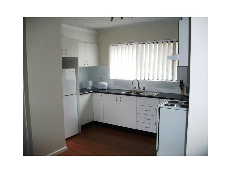 Unit 11/14-16 Burrendong Way, Orange NSW 2800