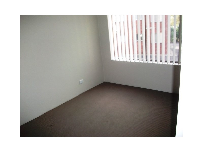 Unit 11/14-16 Burrendong Way, Orange NSW 2800