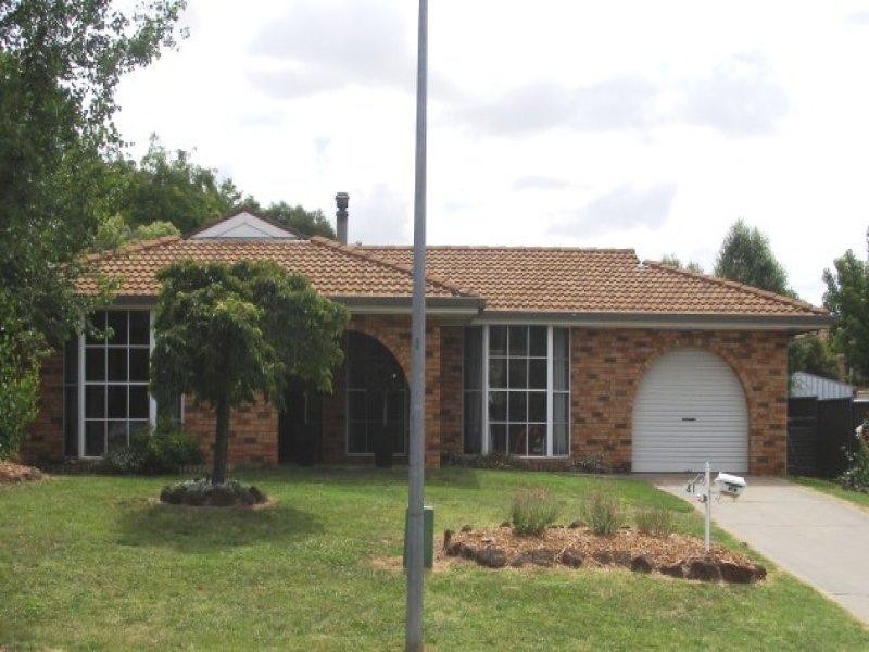 41 Kearneys Drive, Orange NSW 2800