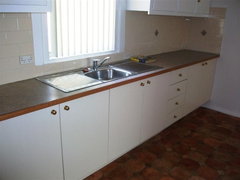 76 Clinton Street, Orange NSW 2800