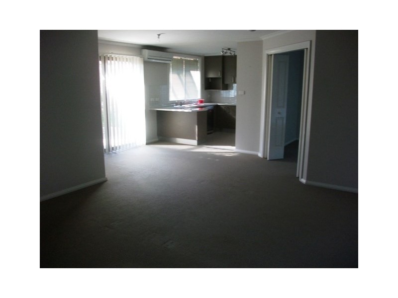 1 Stewart Close, Orange NSW 2800