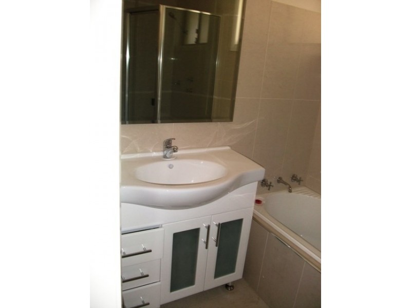 1 Stewart Close, Orange NSW 2800