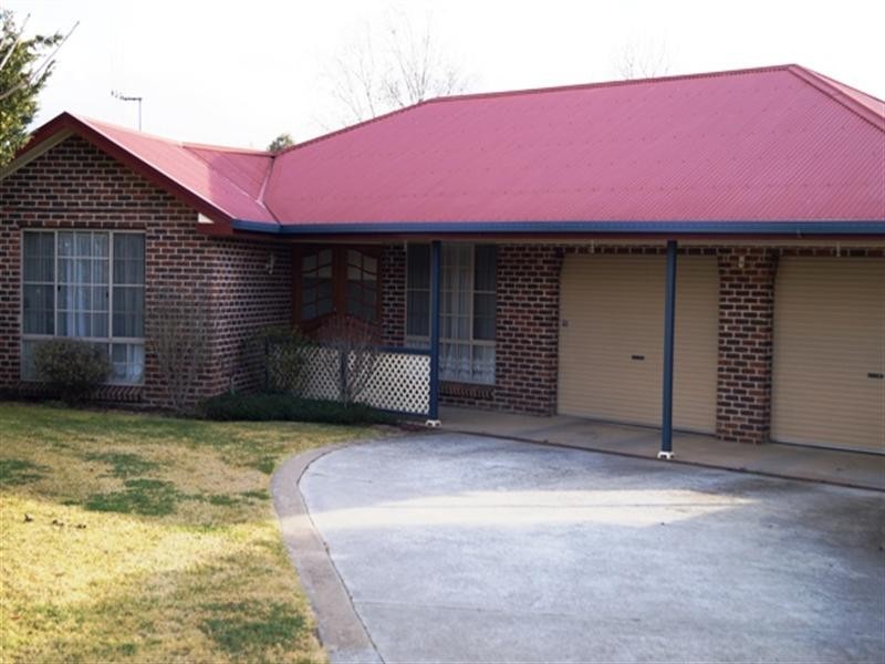 3 Kable Place, Orange NSW 2800