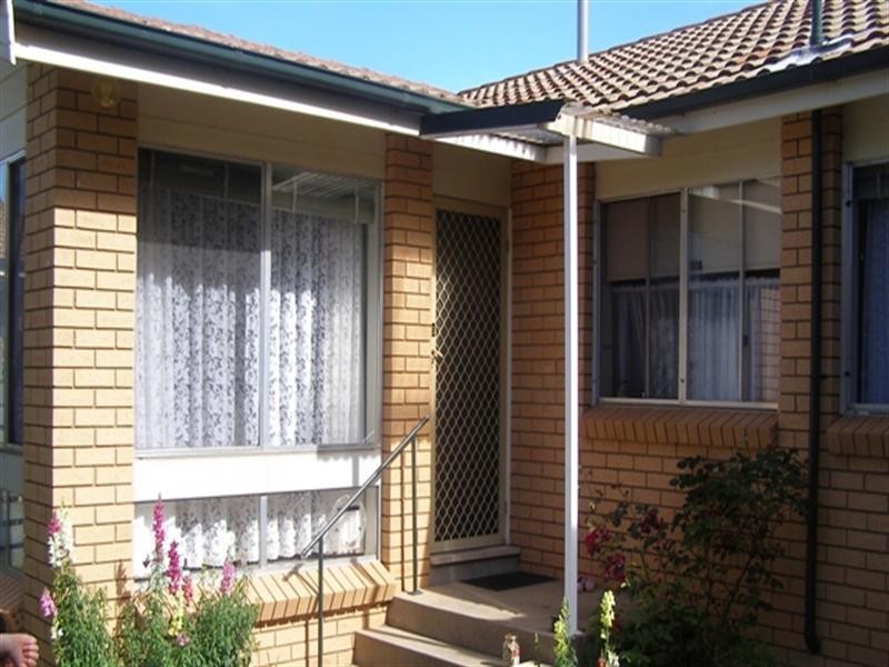 6/11 Boolaroo Place, Orange NSW 2800