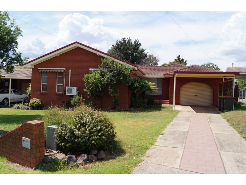 2 Mccarthy Place, Orange NSW 2800
