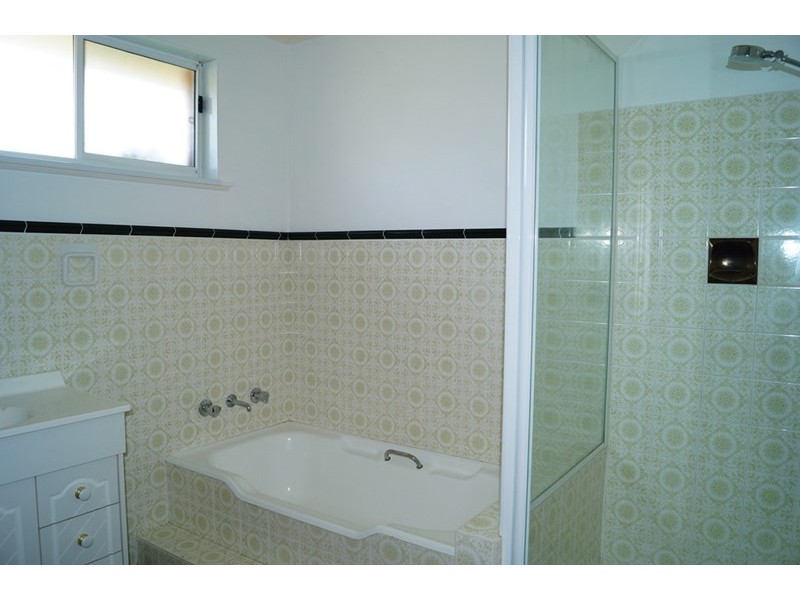 2 Mccarthy Place, Orange NSW 2800