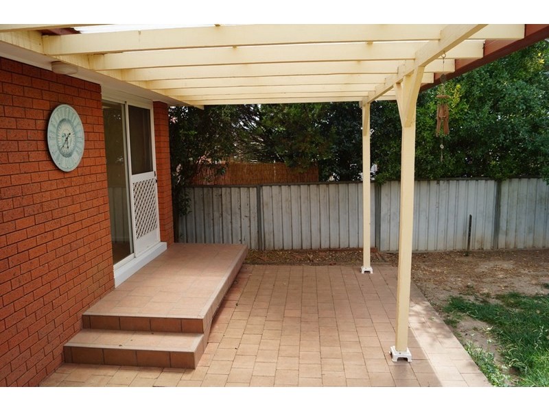 2 Mccarthy Place, Orange NSW 2800