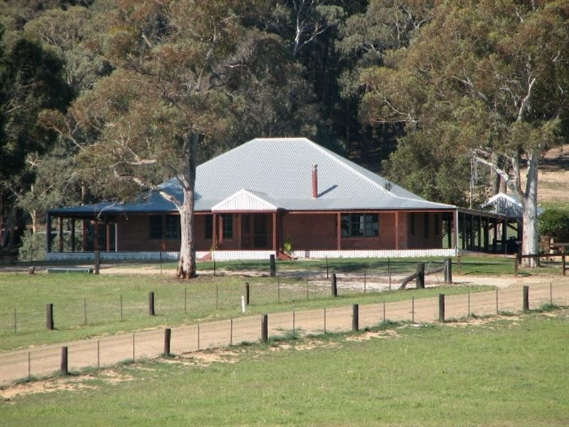 242 Long Point Road, Mullion Creek NSW 2800