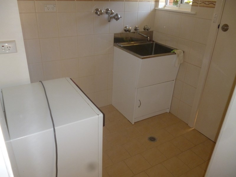 2 McCarthy Place, Orange NSW 2800