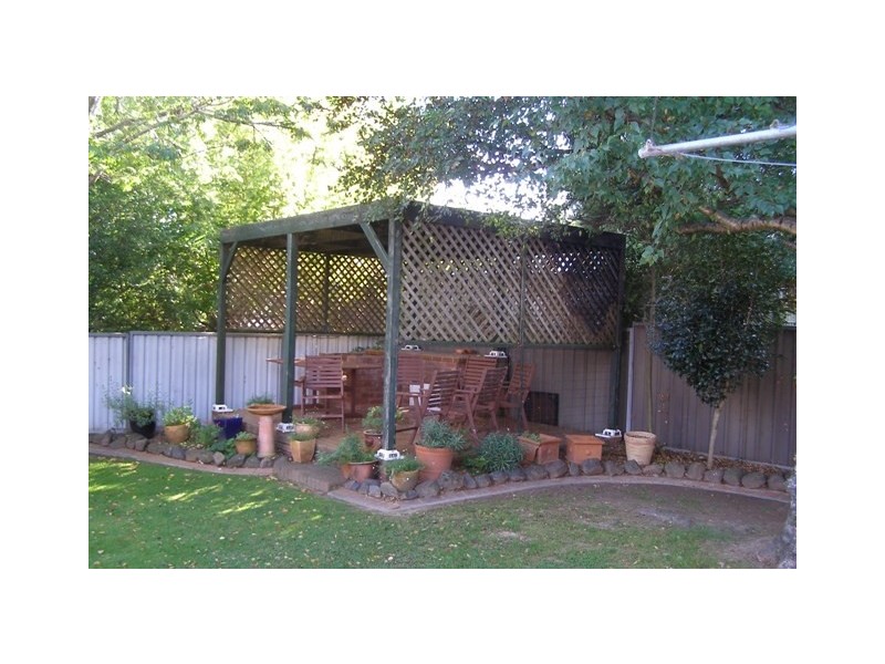 2 McCarthy Place, Orange NSW 2800