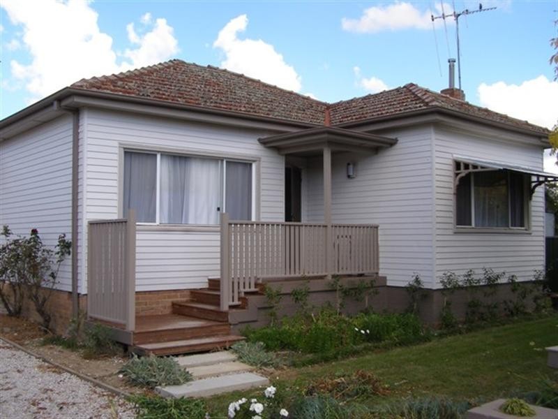 2 Nathan Street, Orange NSW 2800