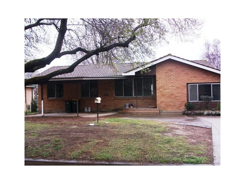 9 Markham Avenue, Orange NSW 2800