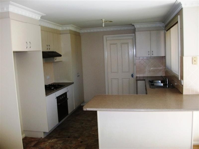 26 Holman Way, Orange NSW 2800