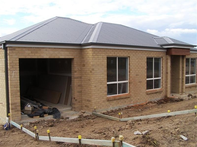 69 Brooklands Drive, Orange NSW 2800