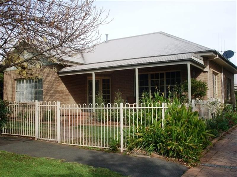 Unit 1 -6 March Street, Orange NSW 2800