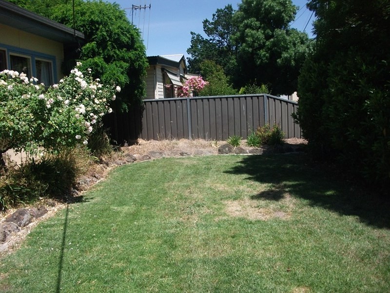 6 Bletchington Street, Orange NSW 2800