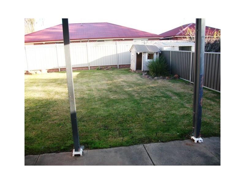 6 Bletchington Street, Orange NSW 2800