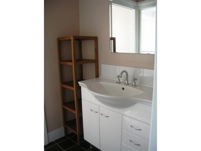 Unit 2-15 Churchill Avenue, Orange NSW 2800