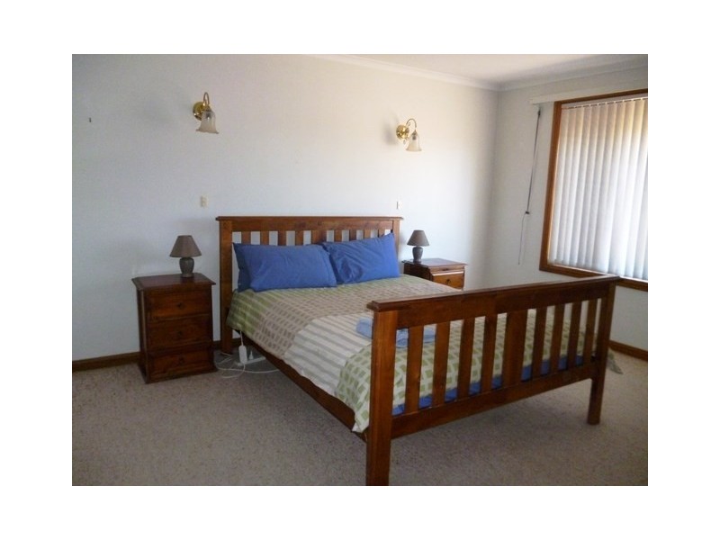 2/10 Holly Place, Orange NSW 2800