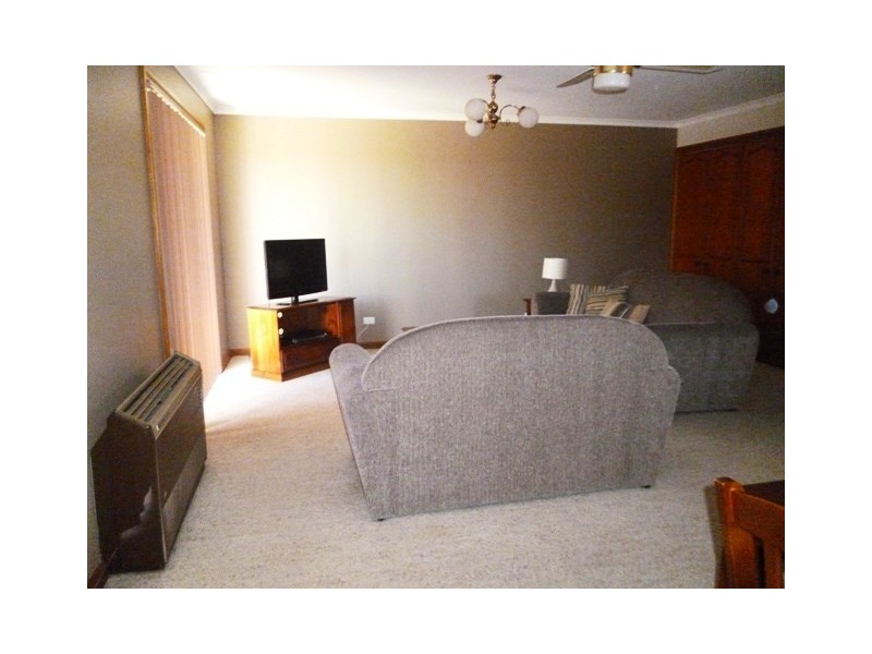 2/10 Holly Place, Orange NSW 2800