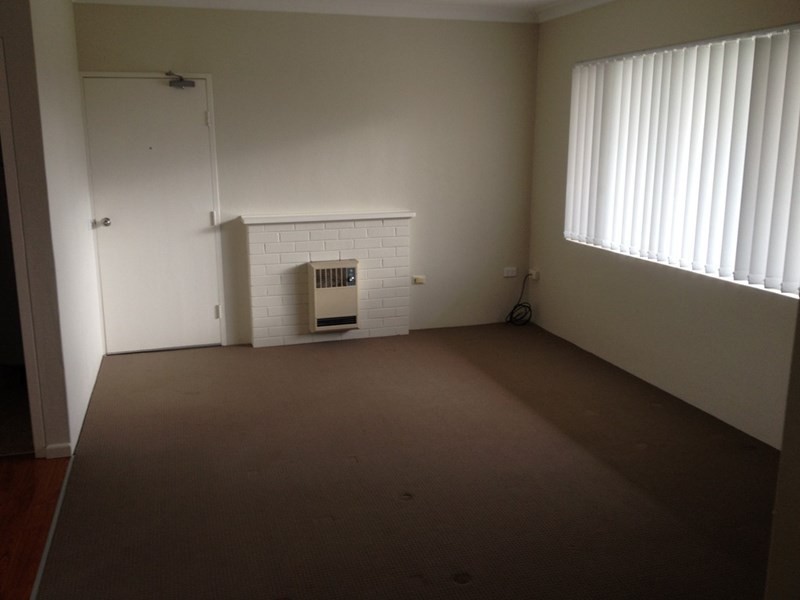 Unit 6/14-16 Burrendong Way, Orange NSW 2800