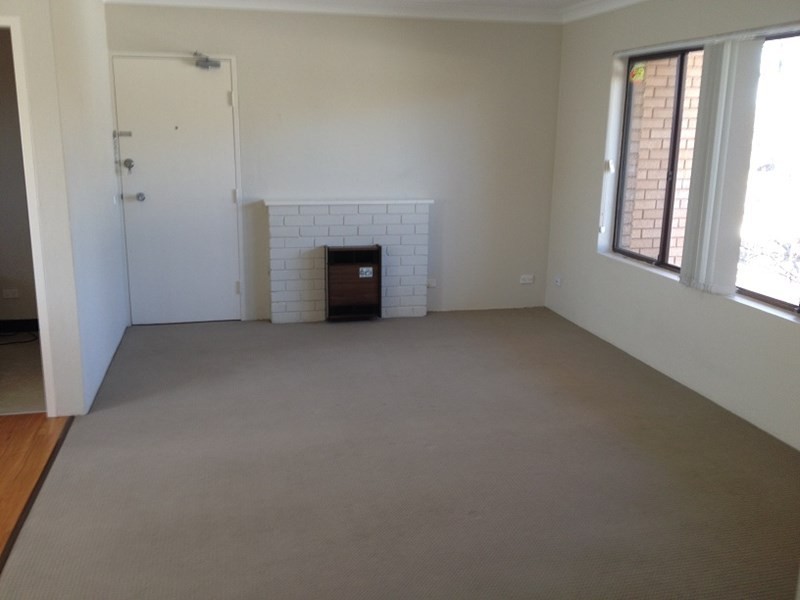 Unit 14-14/16 Burrendong Way, Orange NSW 2800