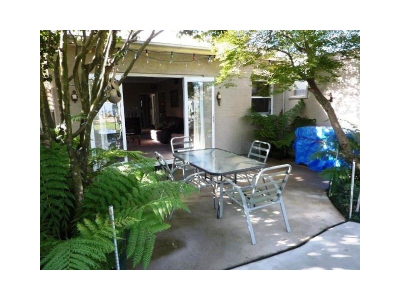 8 Orana Street, Orange NSW 2800