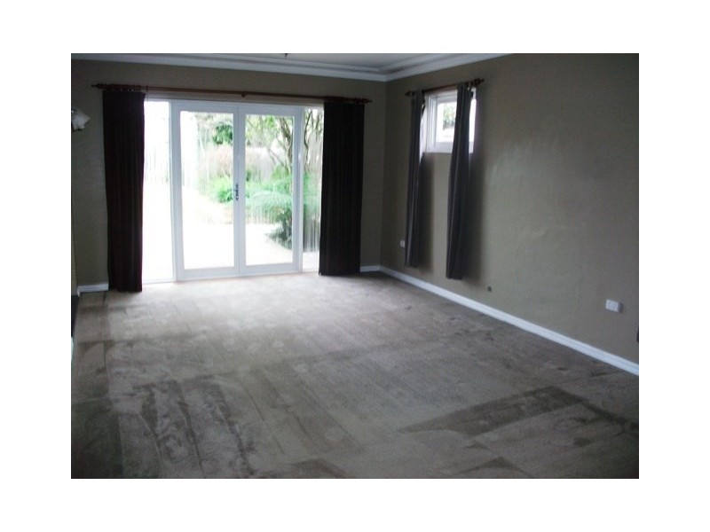 8 Orana Street, Orange NSW 2800