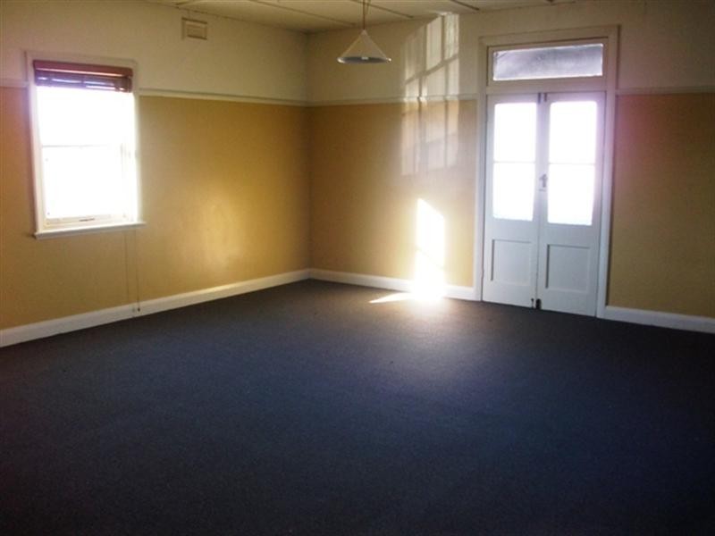 41 Sale Street, Orange NSW 2800