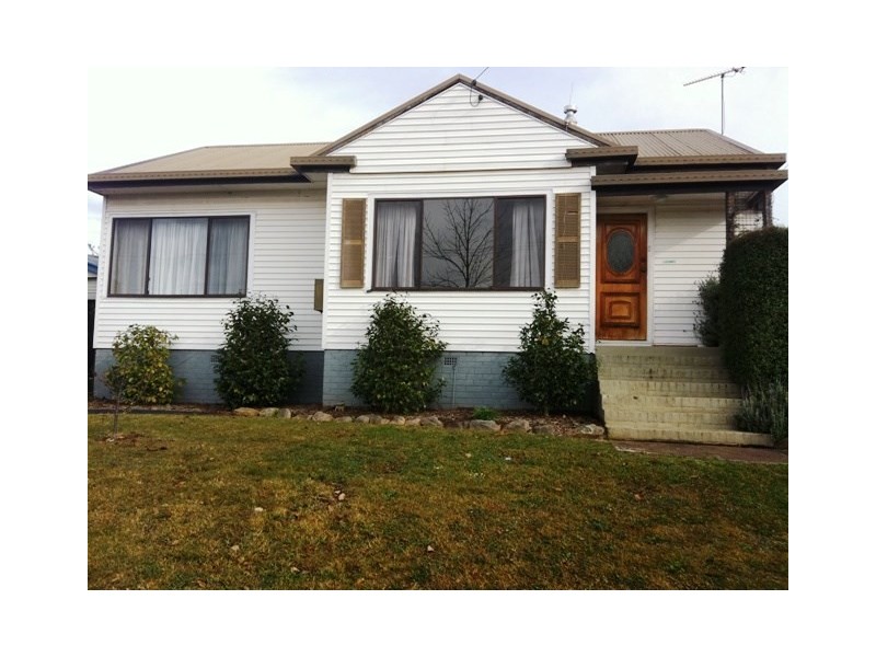 25 Maxwell Avenue, Orange NSW 2800