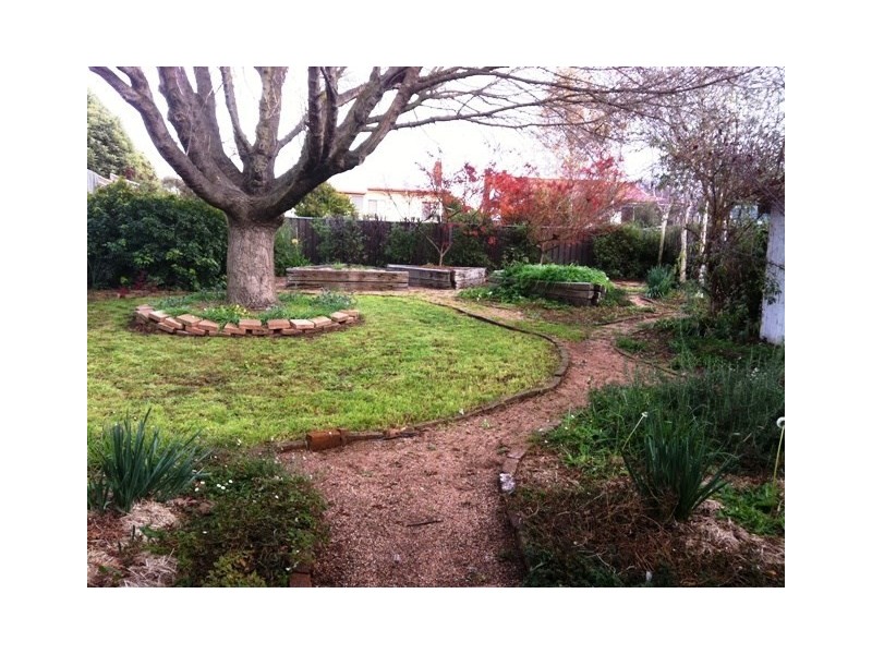 25 Maxwell Avenue, Orange NSW 2800