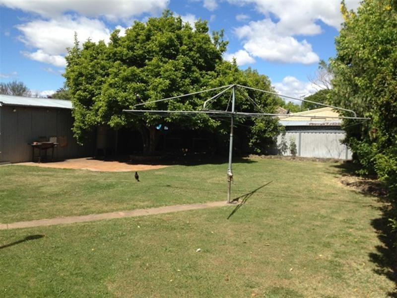 12 Kenna Street, Orange NSW 2800