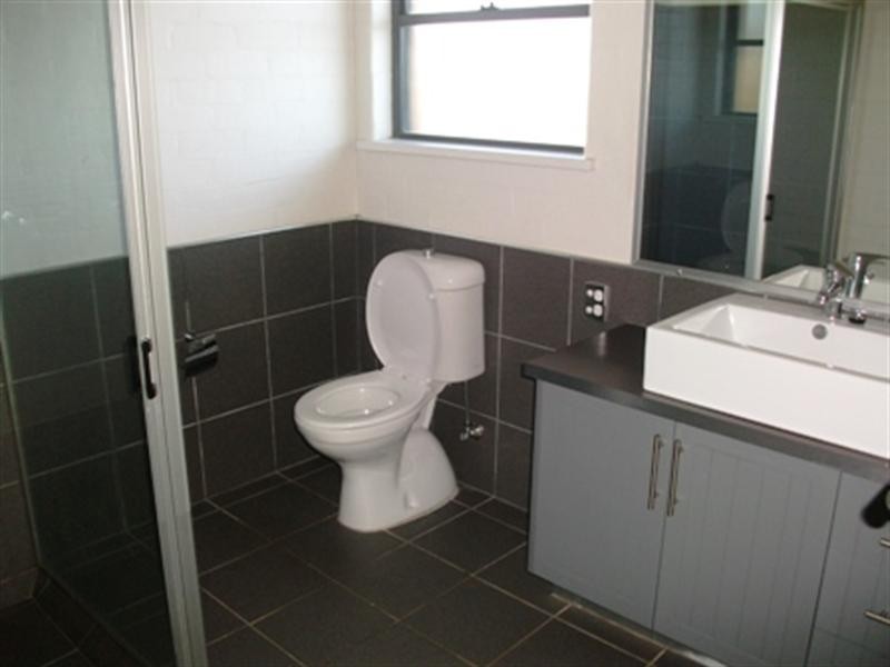 5a Roselawn Drive, Orange NSW 2800