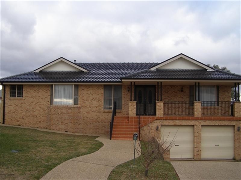 5 Hoskins Place, Orange NSW 2800