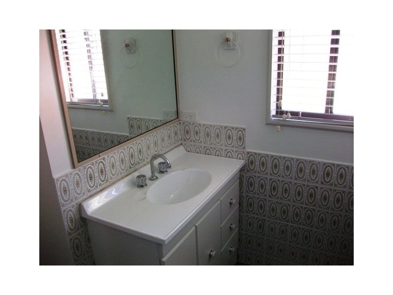 Unit 2 -159 Sampson Street, Orange NSW 2800