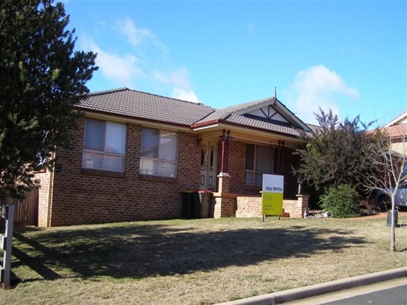 21 Pine Ridge Drive, Orange NSW 2800