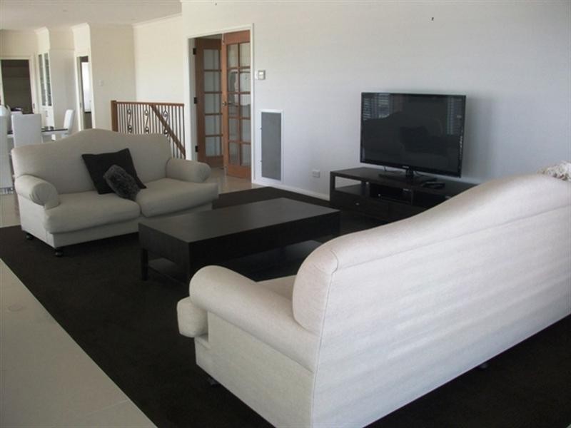 11 Booth Crescent, Orange NSW 2800