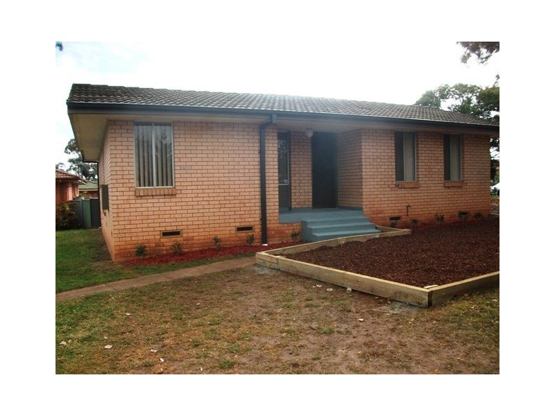 22 Currong Cresent, Orange NSW 2800