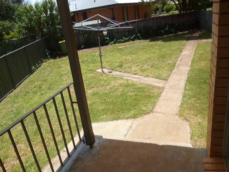 22 Currong Cresent, Orange NSW 2800